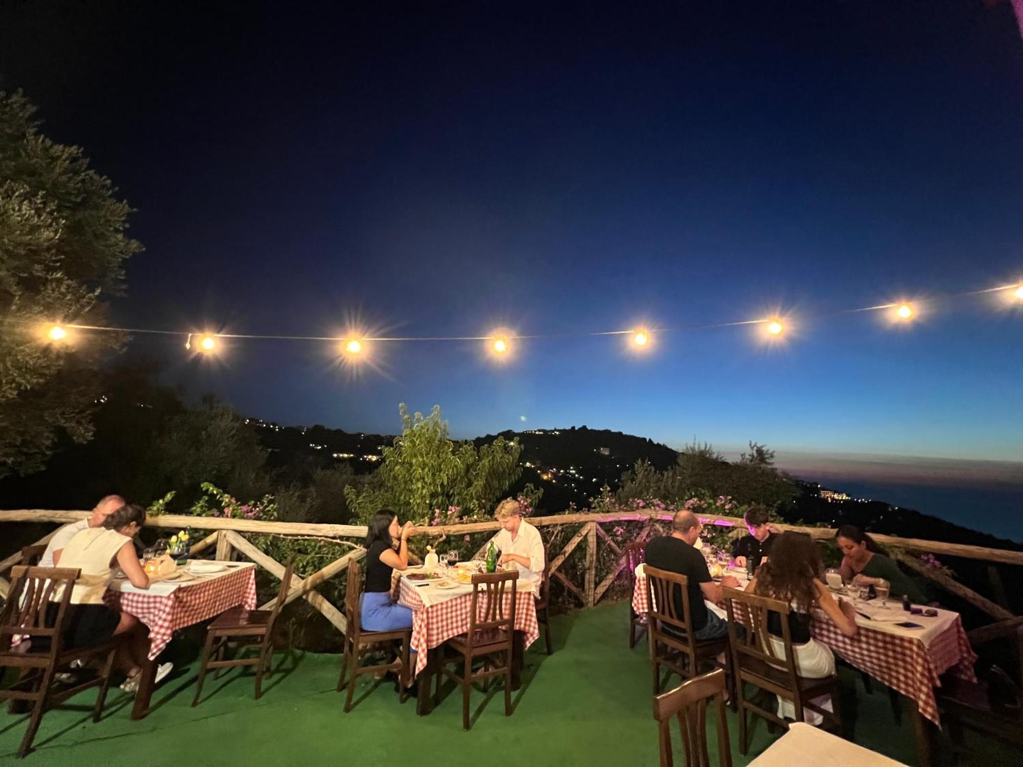 Agriturismo Le Grottelle Villa Sant'Agata sui due Golfi Eksteriør billede